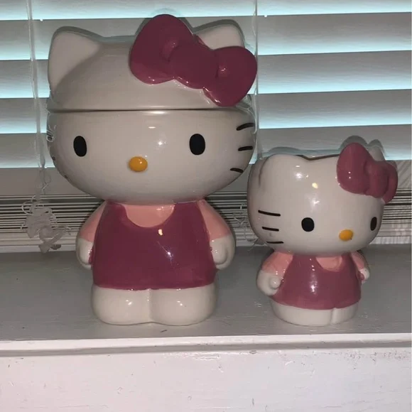 Hello Kitty Ceramic Duo - Picture 1 of 1